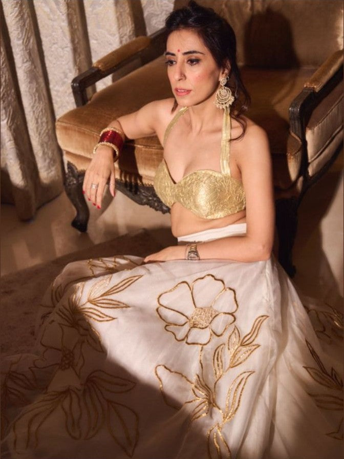 Kaneri Lehenga set with Blouse and dupatta