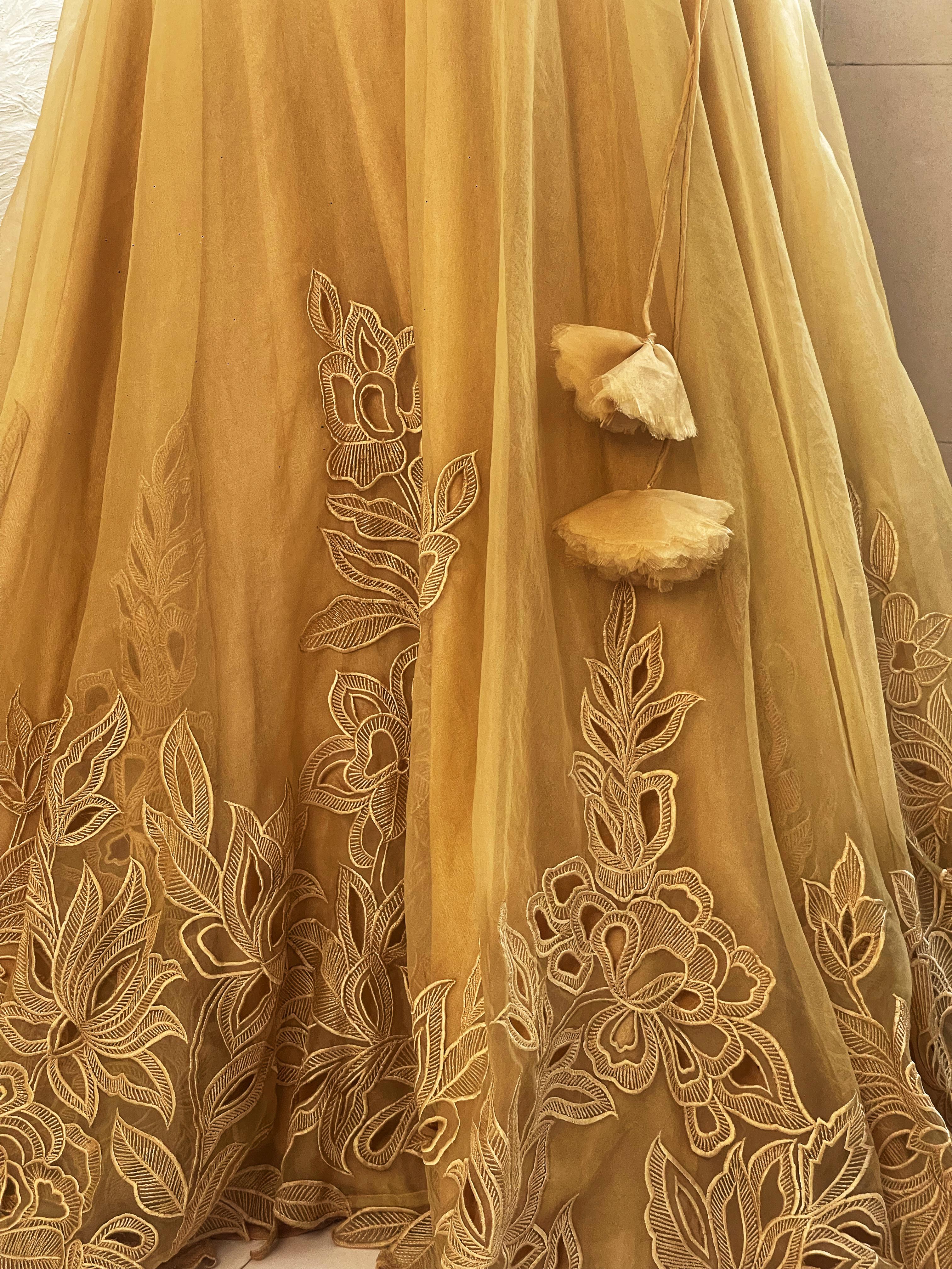 Kuhu - Lehenga set