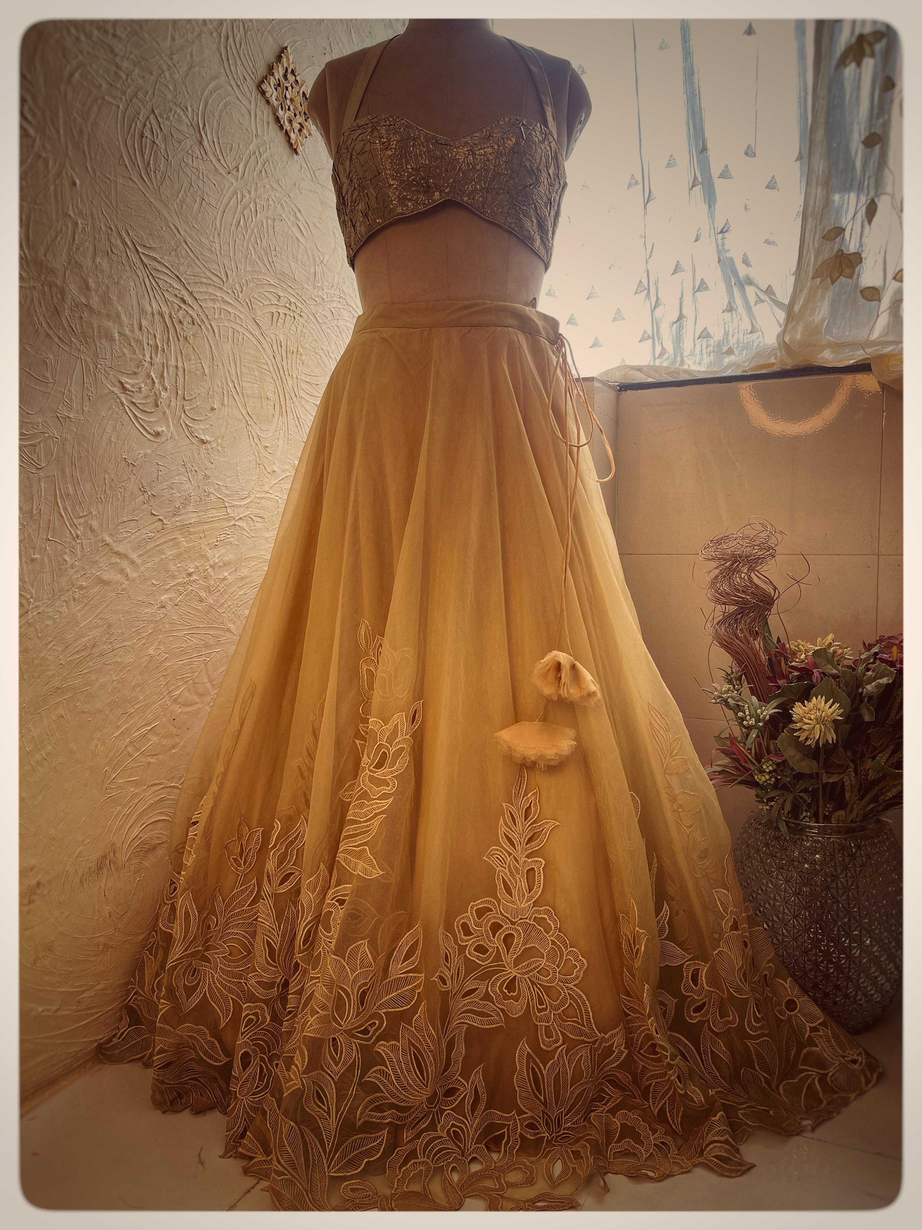 Kuhu - Lehenga set